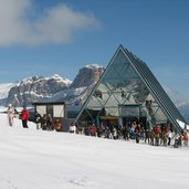 Skigebiet Sellaronda Sellarunde Bergstation Piz Boe