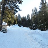 weg pufler schlucht pufels seiseralm schnee winter abzweigung