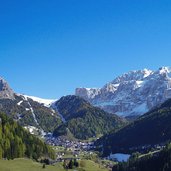 st christina blick richtung wolkenstein mit cir und sella