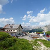 RS rifugio passo sella sellajoch huette