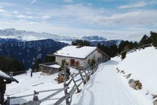 RS raschoetz cason almhuette winter