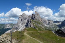 RS geislergruppe seceda bergstation fermeda sessellift